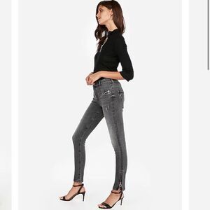 Express High Waist Gray Wash Destruction Zippered Jeans 12